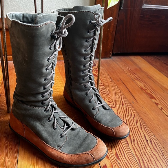 Born Boots - Picture 2 of 9